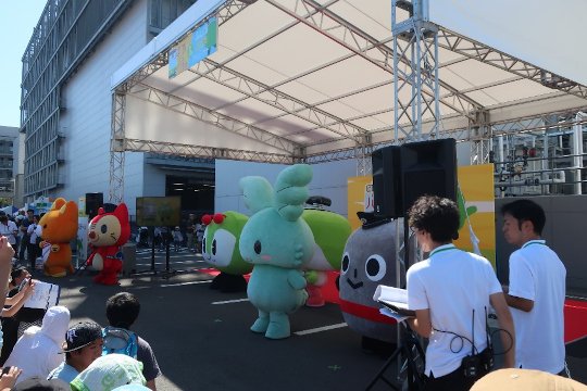 画像：バスまつり2019の様子