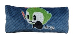 画像：自動車工場オリジナルグッズ（ペンケース）の表面