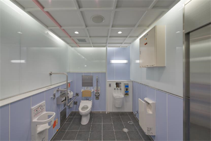 画像：トイレのグレードアップ工事