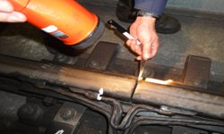 写真：遊間検査