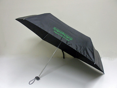 画像：日暮里・舎人ライナー折りたたみ傘