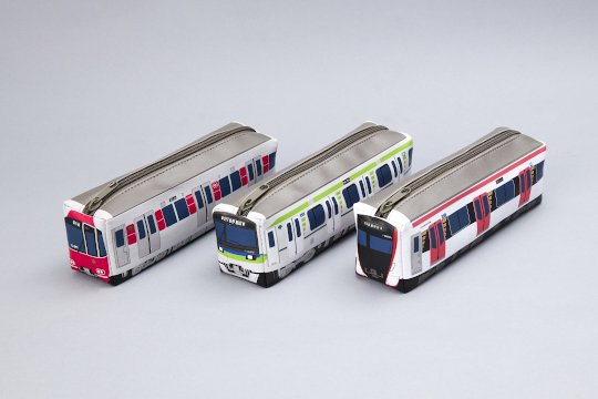 画像：電車型ペンケースのサンプル