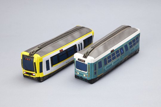 画像：電車型ペンケースのサンプル