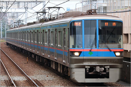 画像：都営三田線の車両