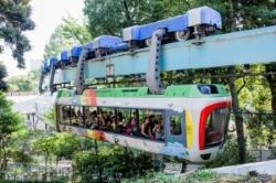 画像：上野動物園モノレール40形車両2