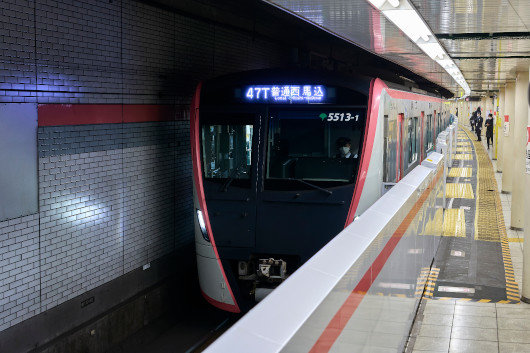 画像：都営地下鉄浅草線の車両