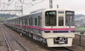 画像：京王線 9000系