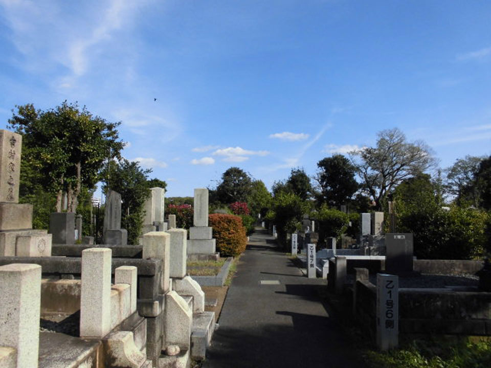 야나카 묘지 공원