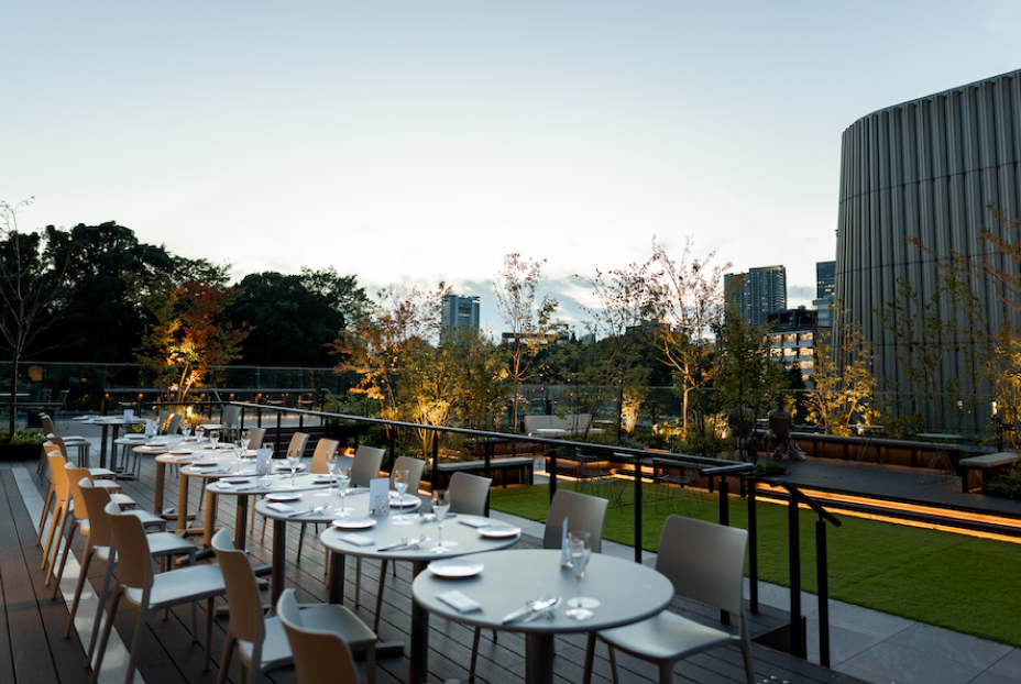 VMG CAFE 九段会館テラス BEER GARDEN